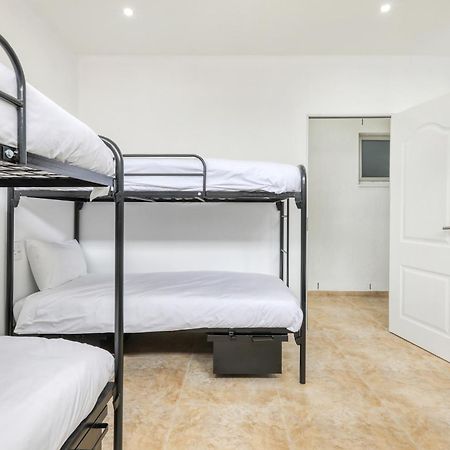 Inn & Out Express Sea Point Кейптаун Екстериор снимка