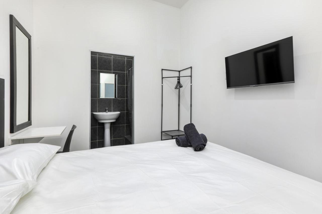 Inn & Out Express Sea Point Кейптаун Екстериор снимка