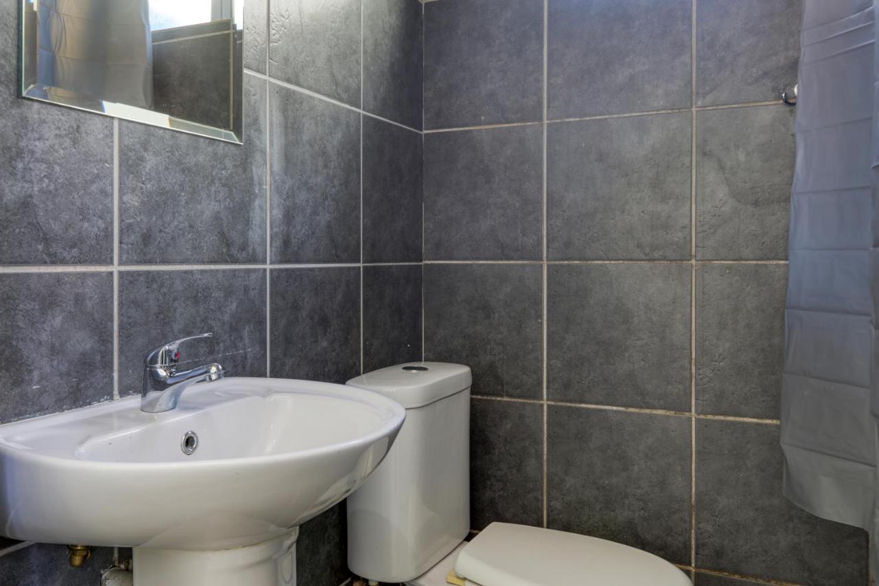Inn & Out Express Sea Point Кейптаун Екстериор снимка